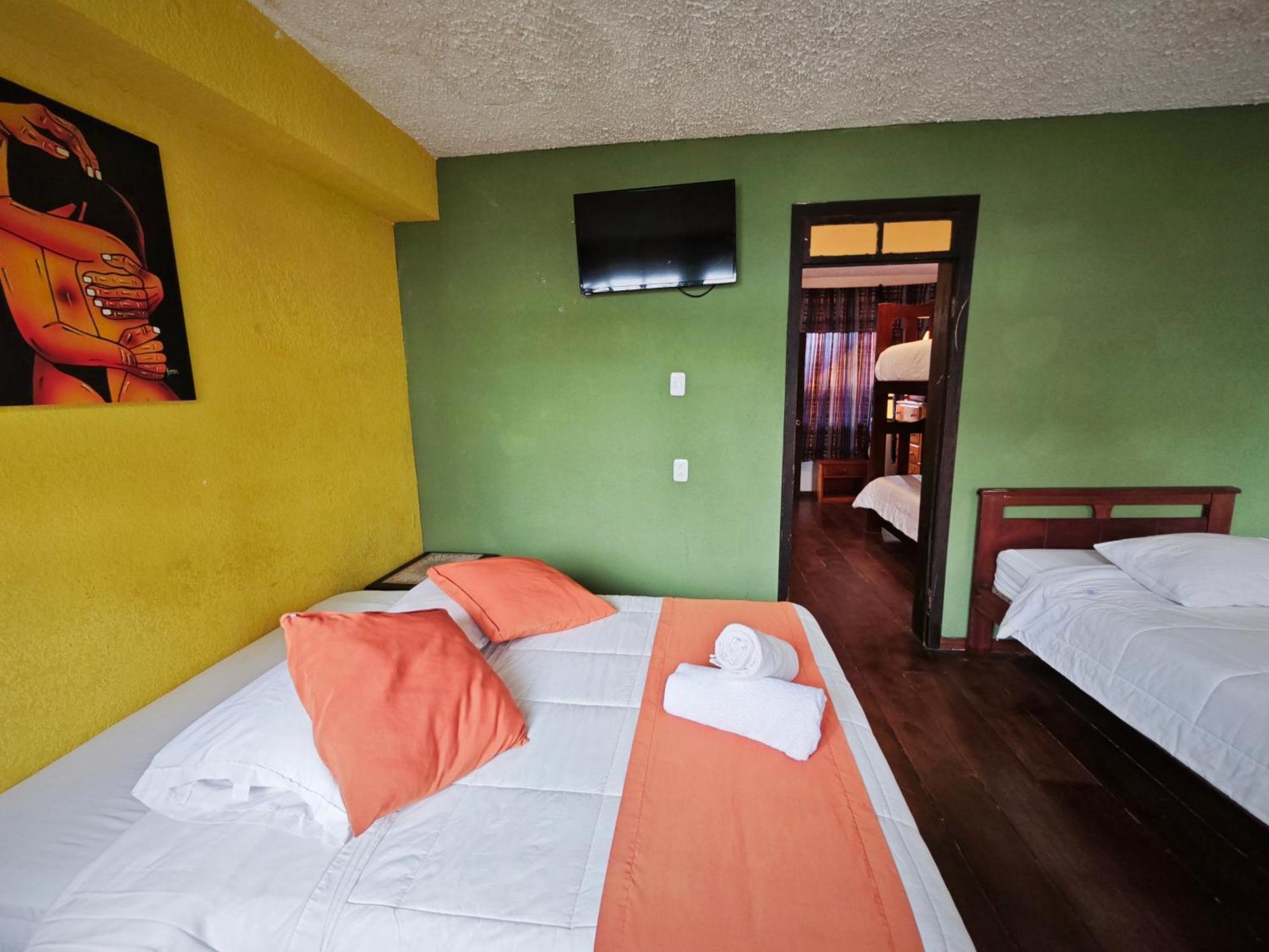 La Alegría Hostel Baños Exterior foto