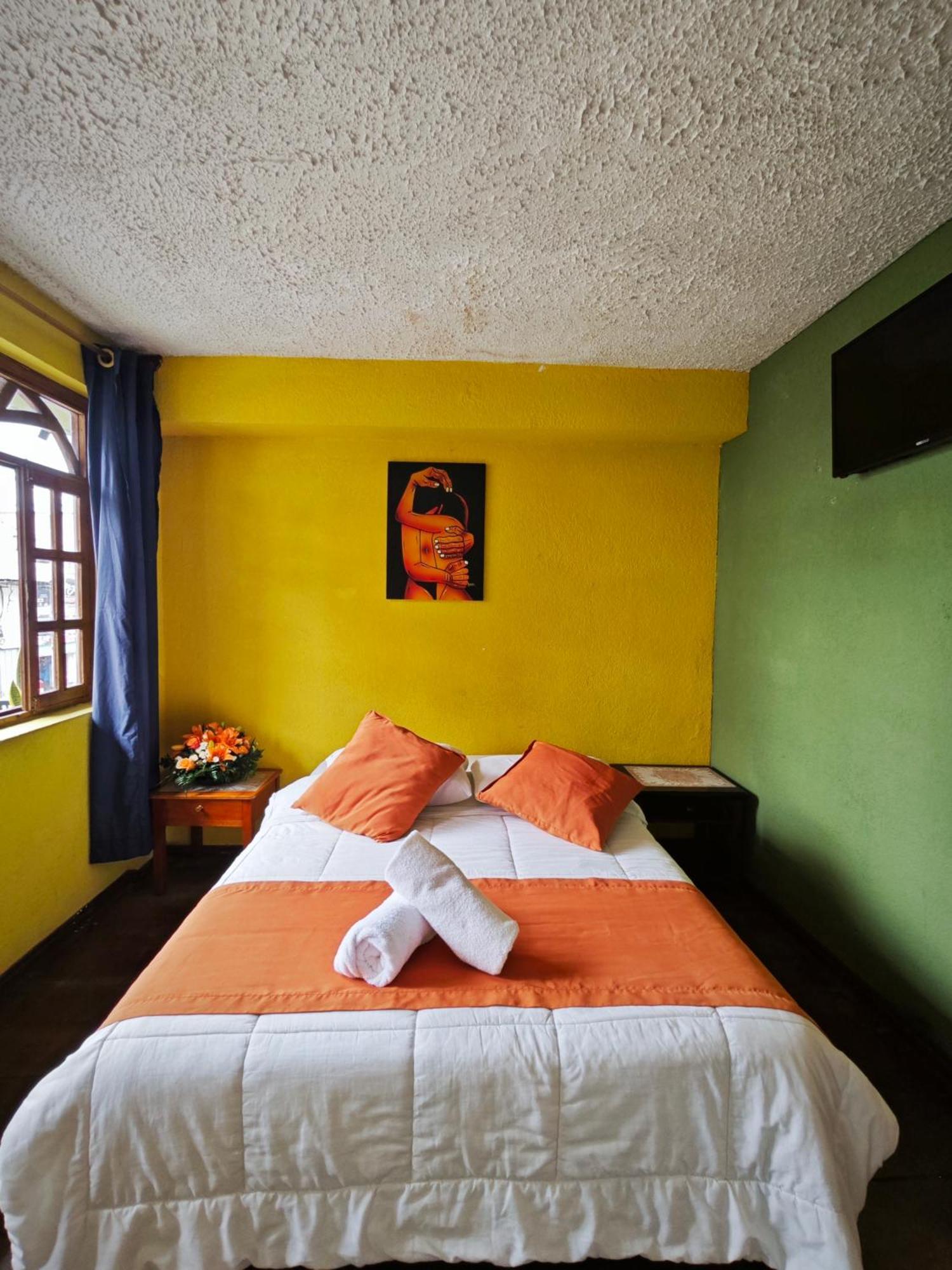 La Alegría Hostel Baños Exterior foto