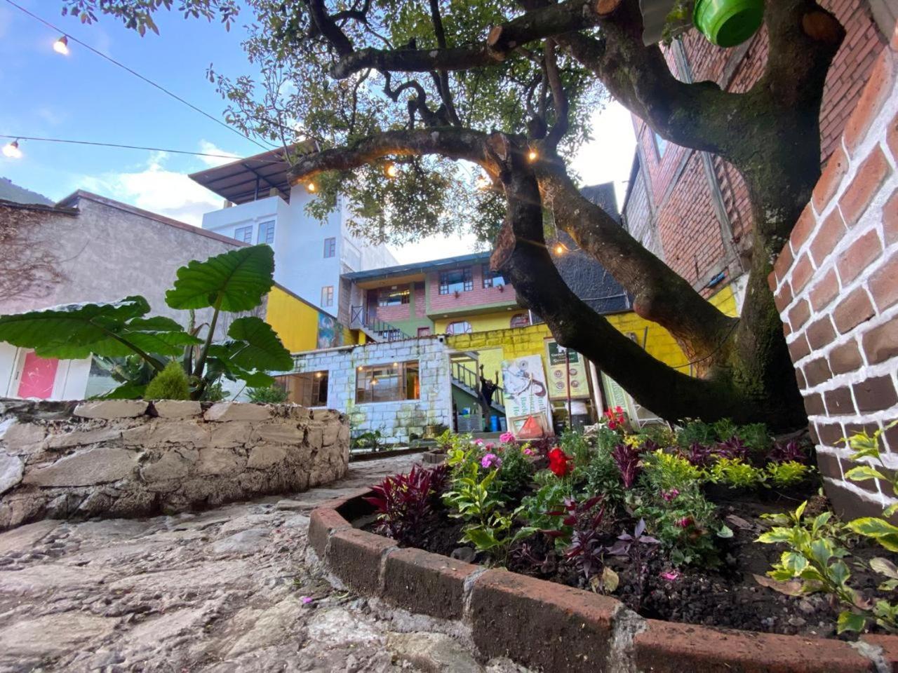 La Alegría Hostel Baños Exterior foto